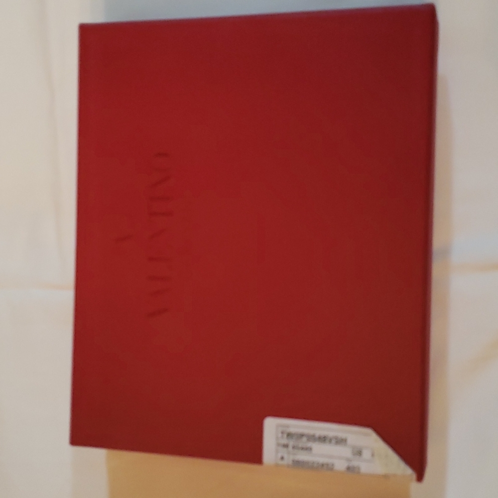 Valentino wallet Box